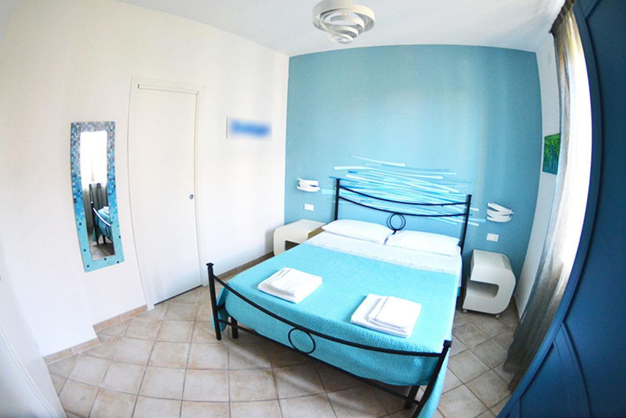 סן בנדטו דל טרנטו Bed & Breakfast Il Vicolo מראה חיצוני תמונה