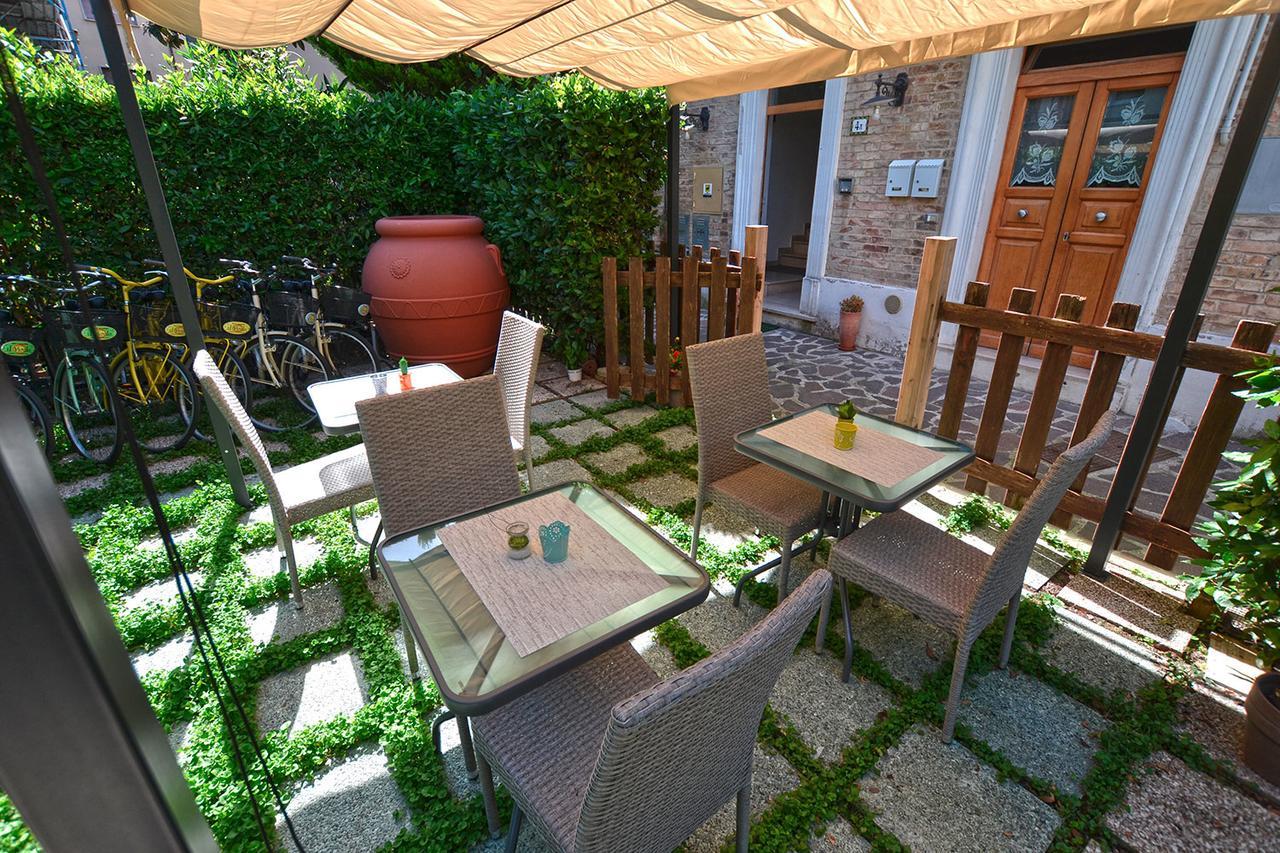 סן בנדטו דל טרנטו Bed & Breakfast Il Vicolo מראה חיצוני תמונה